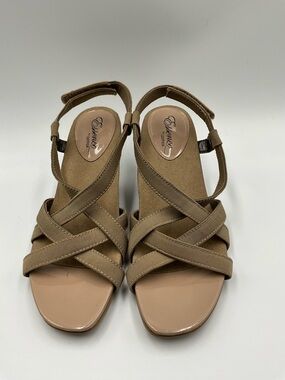 Aetrex Sandals Size 6.5 Tan Crisscross Slingback Sandals
